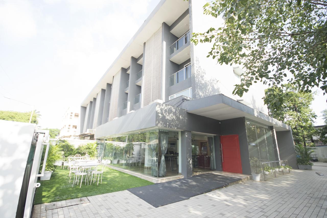 Oyo Townhouse 16 International Airport Otel Mumbai Dış mekan fotoğraf