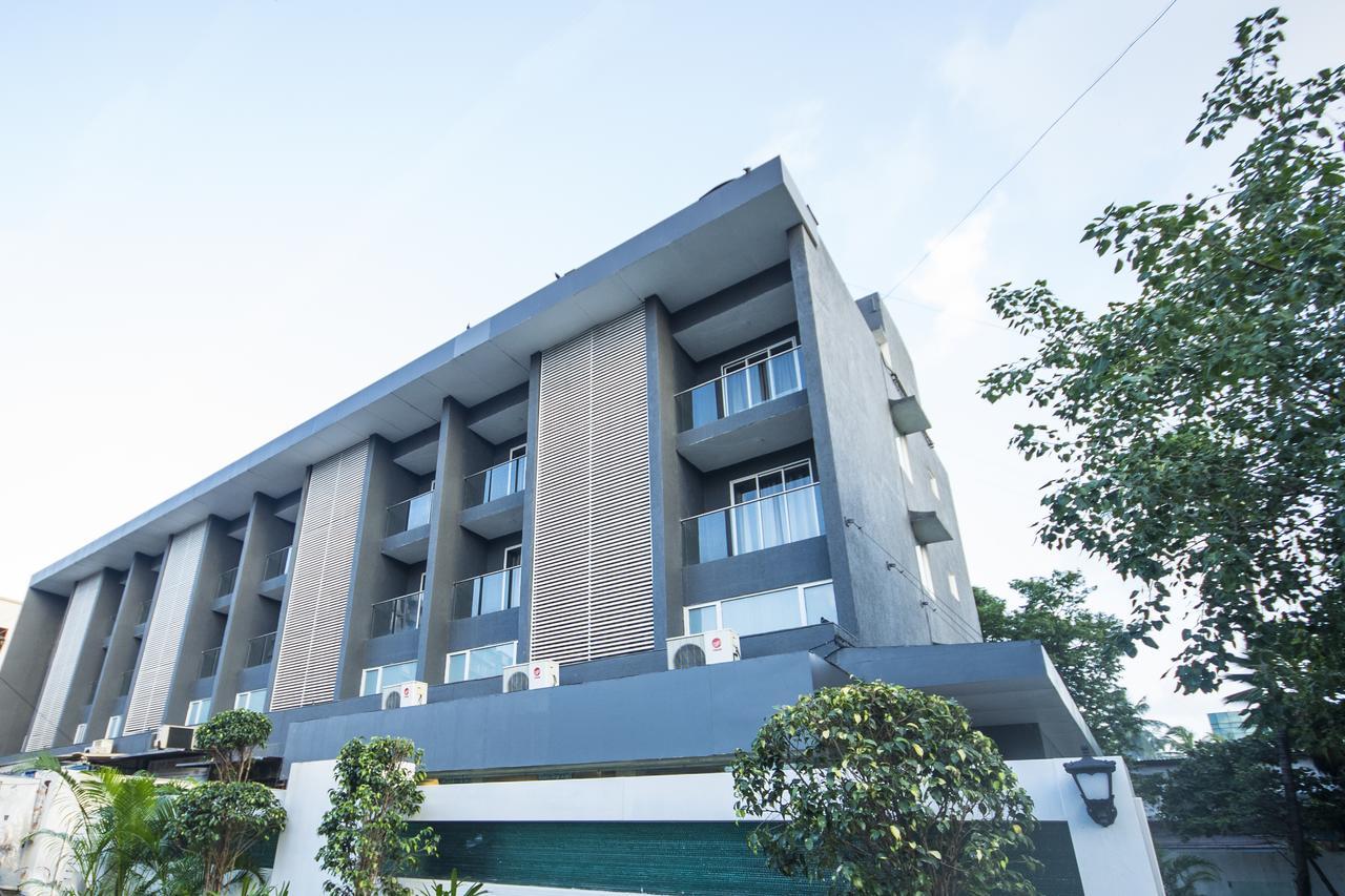 Oyo Townhouse 16 International Airport Otel Mumbai Dış mekan fotoğraf